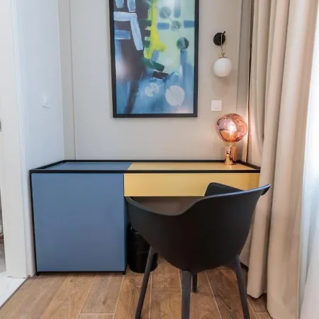 호텔 Artist 수보티차