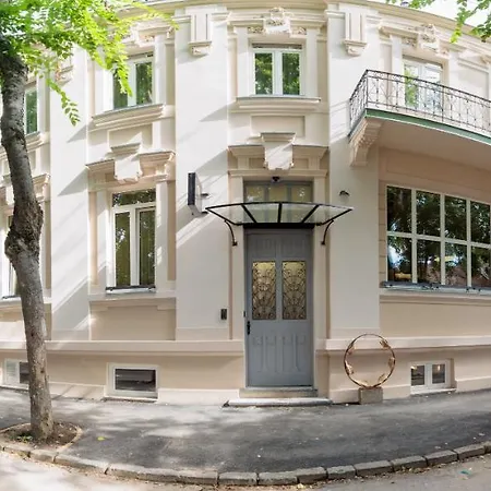 Artist Hotel 4*