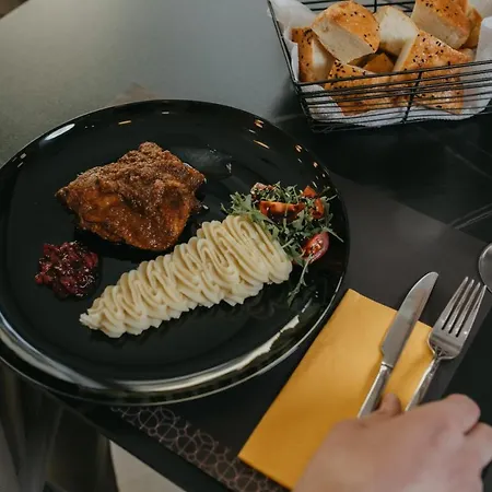 Artist 4* 수보티차